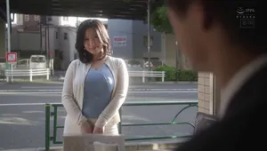 Chồng yêu yếu không làm lên đỉnh, cô vợ lên mạng tìm trai trẻ đụ khỏe
