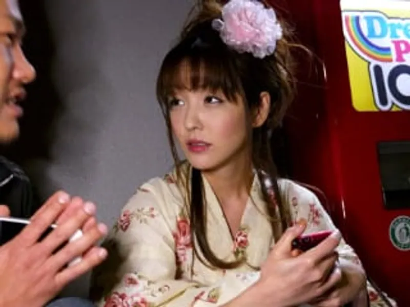 Giận chồng yêu bỏ ra ngoài đường, vợ dễ dãi về nhà trai lạ để "tâm sự"