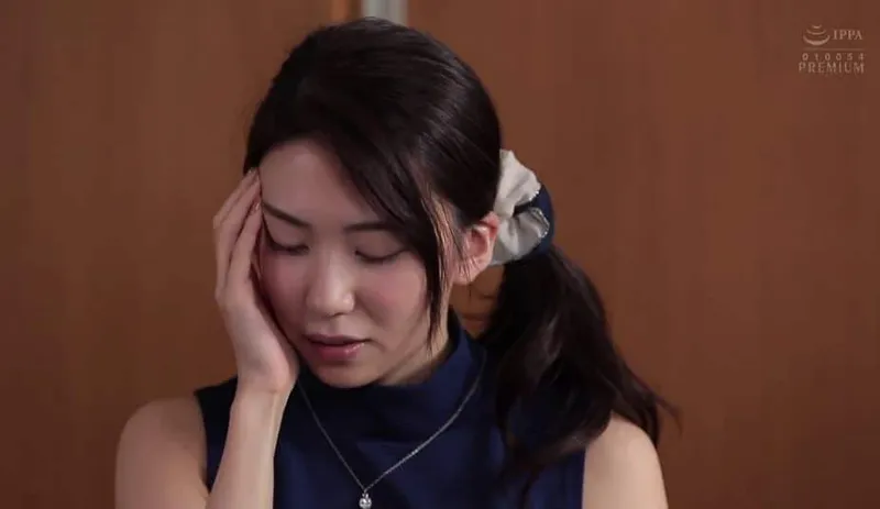 Bị thằng hàng xóm bỏ thuốc ngủ rồi đụ trước ngày cưới